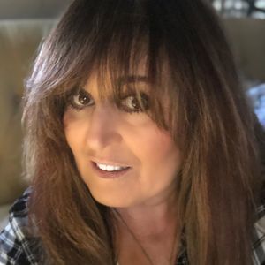 Meet your Posher, Helen